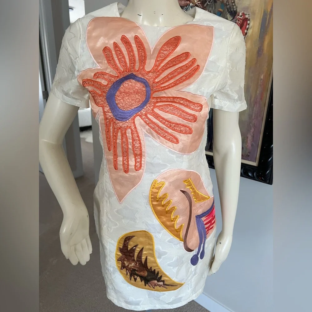 Cream Silk Shift Dress with Coral Floral Appliqué – Statement Piece – XS - Picture 5 of 10